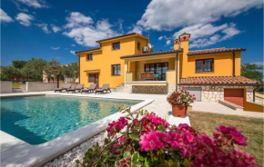 Amazing home in Barban with Outdoor swimming pool, WiFi and 3 Bedrooms